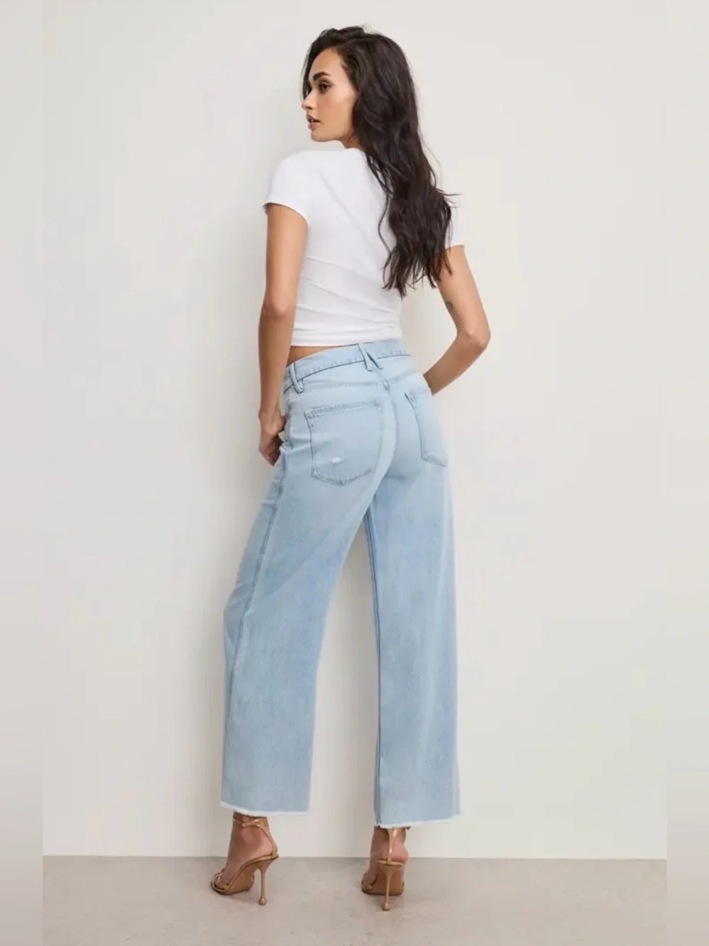 Good American Good Skate Fray Hem Crop Wide Leg Jeans - Sz. 0 - Picture 3 of 7